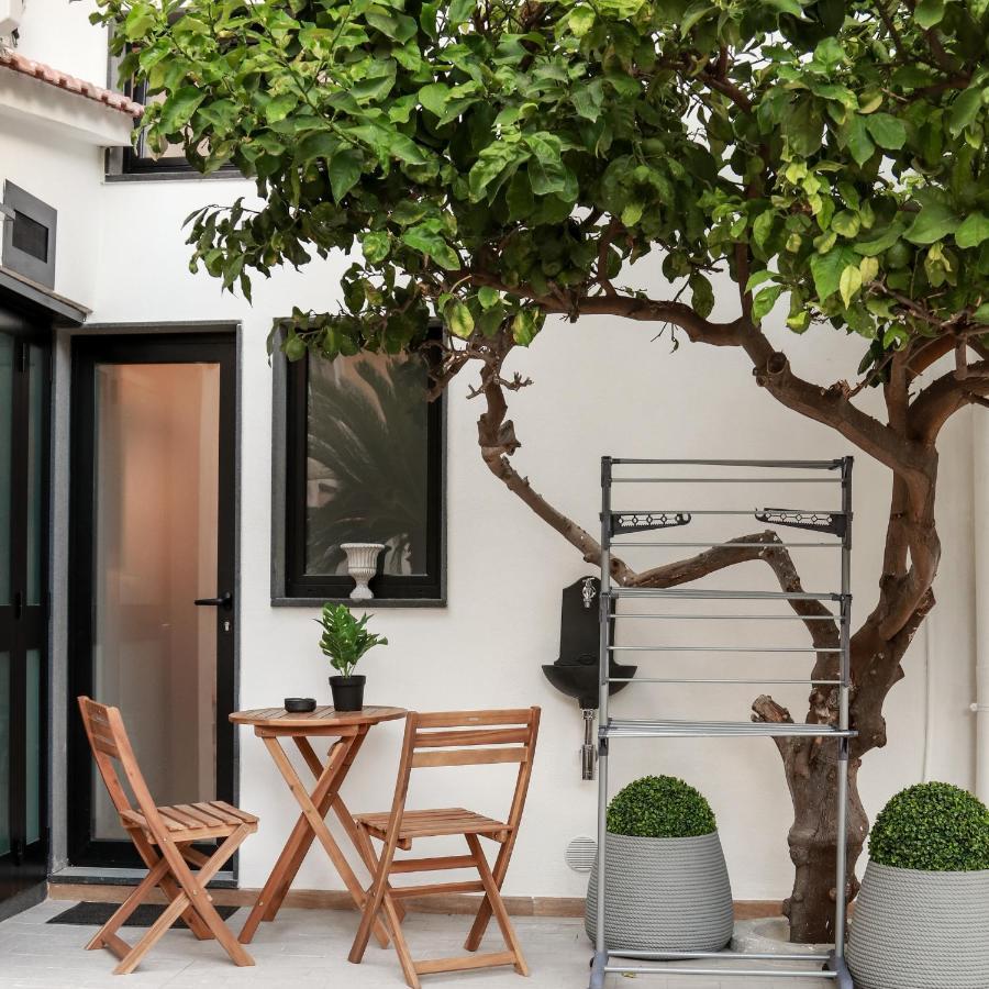 Dislocati Bnb - Jacuzzi Privata - Cucina - Tv60" - Minimal Luxury Marigliano Exterior photo