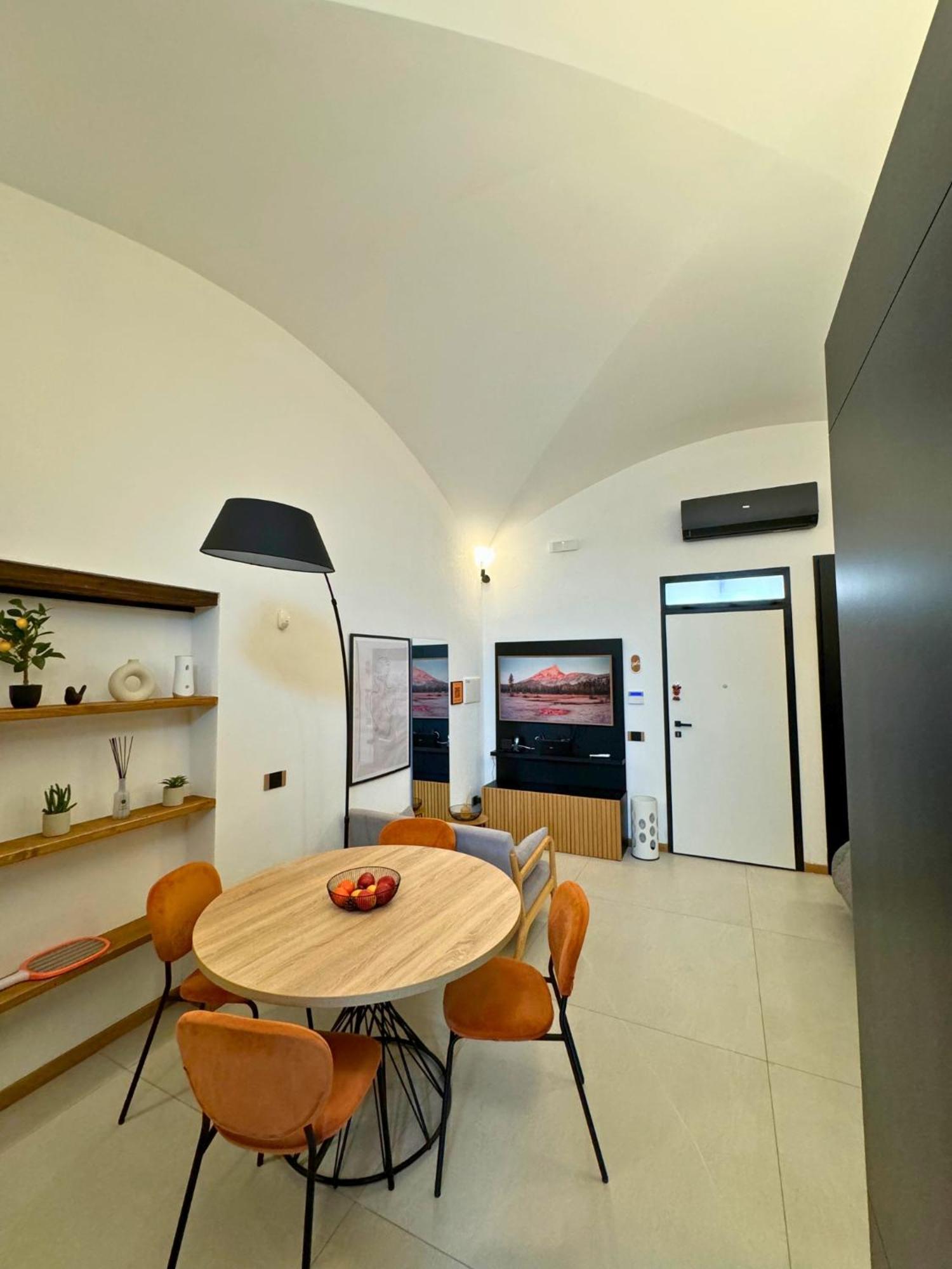 Dislocati Bnb - Jacuzzi Privata - Cucina - Tv60" - Minimal Luxury Marigliano Exterior photo